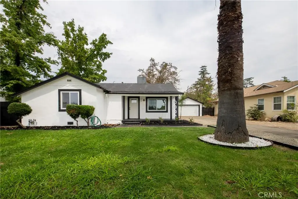 145 E 20th, Merced, CA 95340 - #1