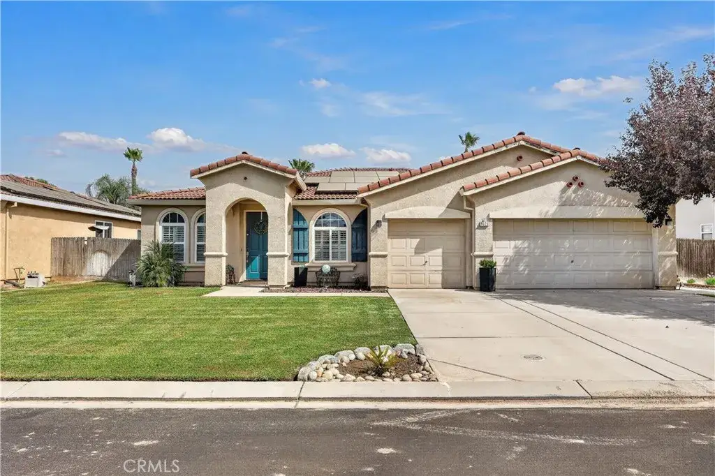 9020 Hunters Creek Way, Chowchilla, CA 93610 - #1