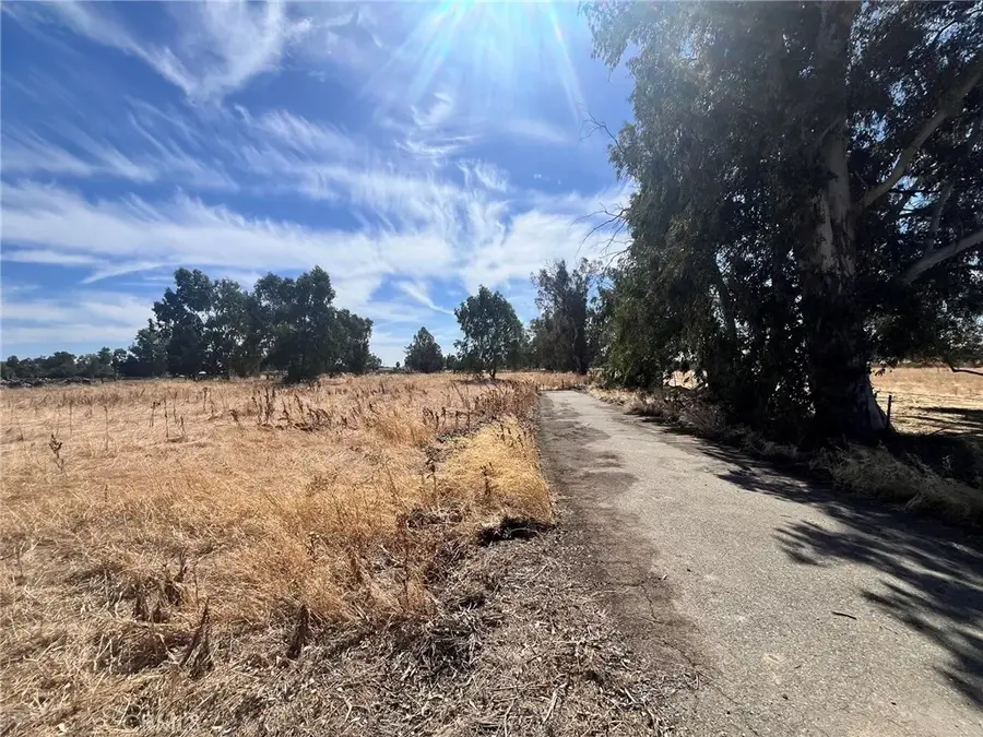 2529 La Loma, Merced, CA 95340 - #3