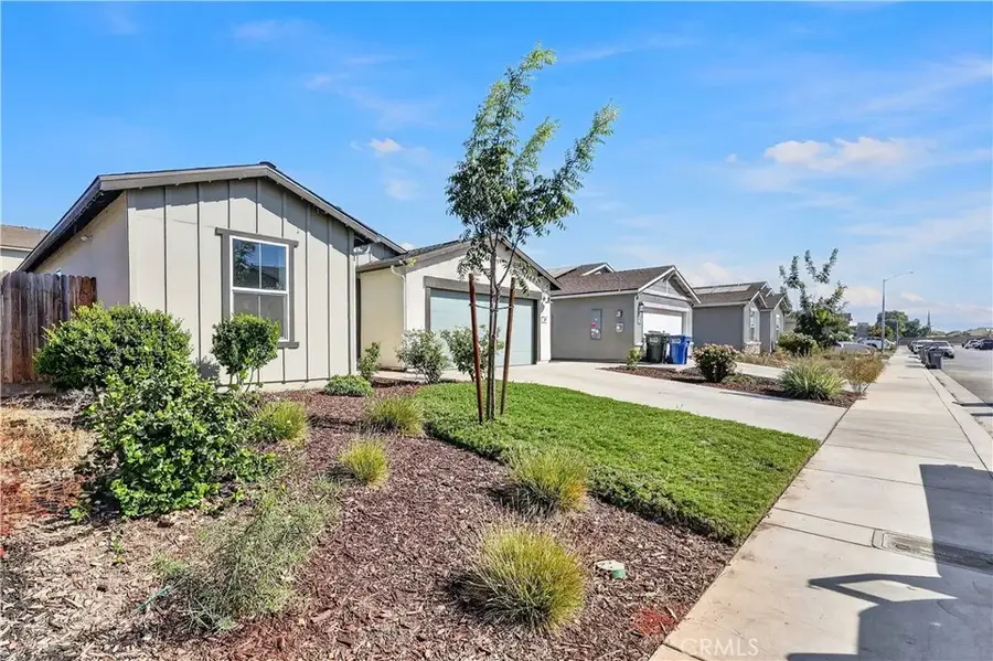 209 Grand View Court, Merced, CA 95341 - #3