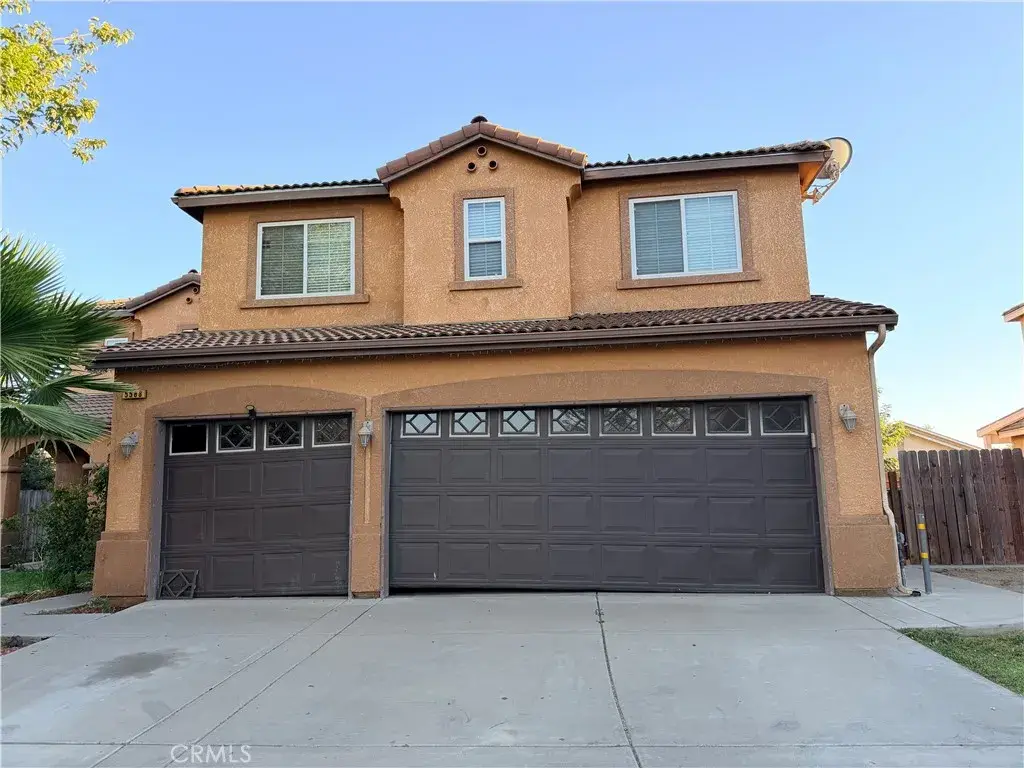 5588 E Pitt, Fresno, CA 93727 - #1