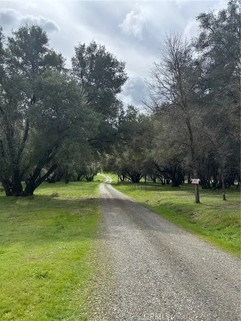 4026 Guadalupe Creek Rd., Mariposa, CA 95338 - #3