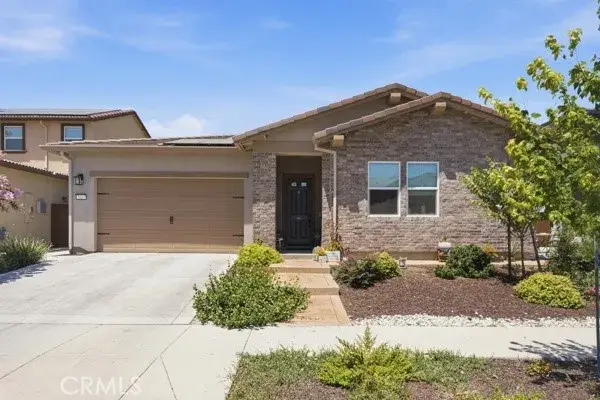 2013 Santos Street, Woodland, CA 95776