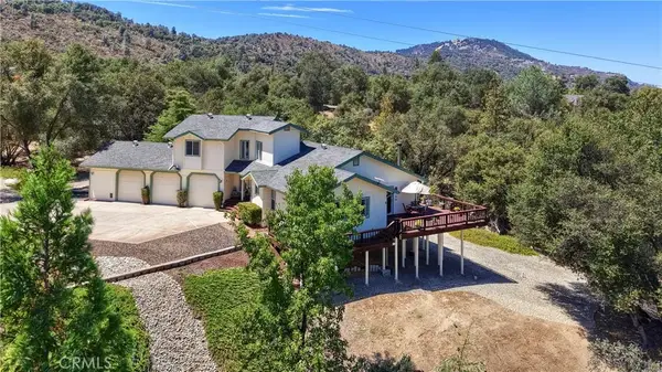 38393 Crestview Lane, Oakhurst, CA 93644