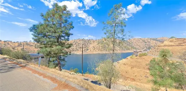 28075 Sky Harbour, Friant, CA 93626