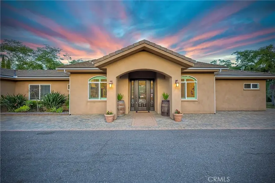 1986 Grey Rabbit Hollow Lane, Fallbrook, CA 92028 - Image #2