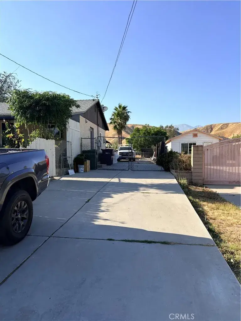 2735 W George, Banning, CA 92220 - #1