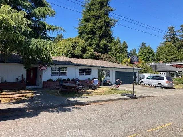 1905 Russ, Eureka, CA 95501 - #1