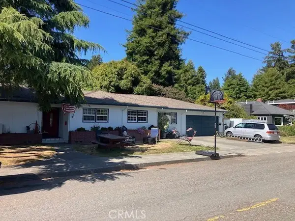 1905 Russ, Eureka, CA 95501