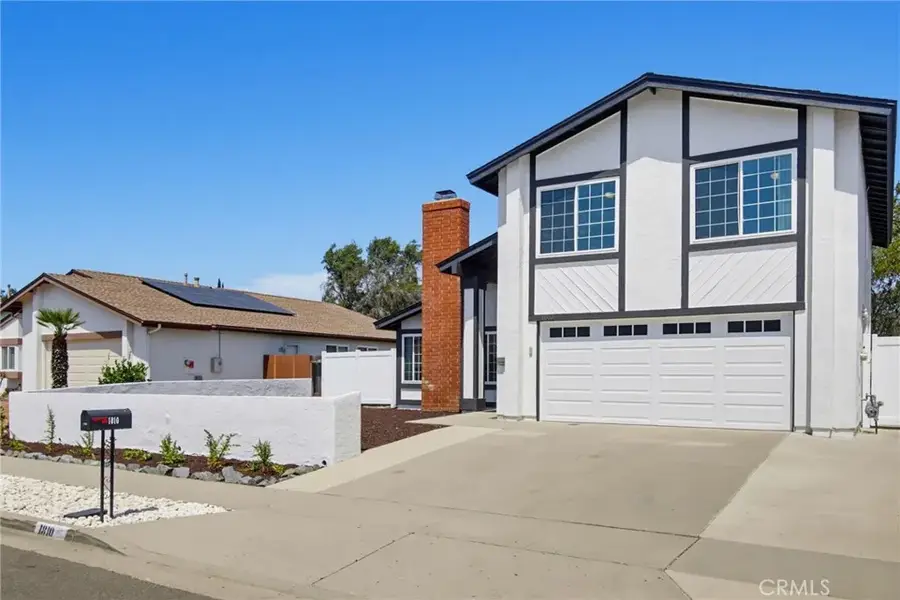 1810 Manzanita Court, Vista, CA 92083 - #2