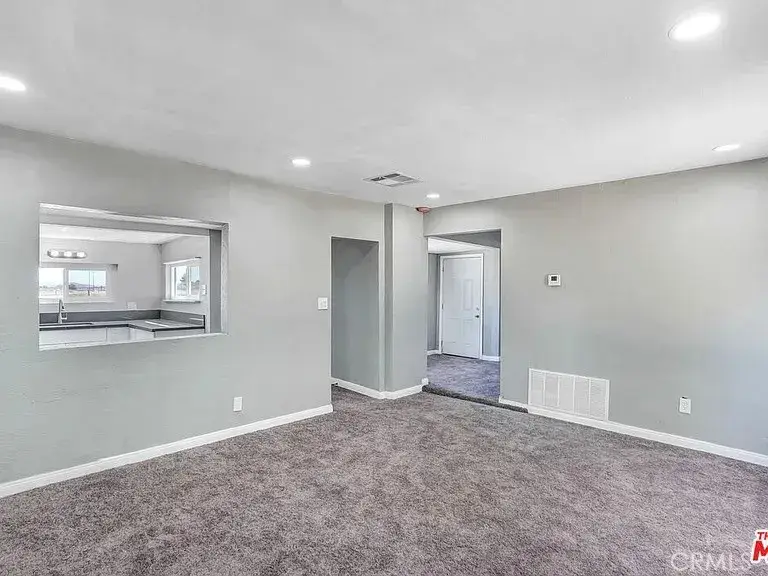 25372 Agate, Barstow, CA 92311 - #2