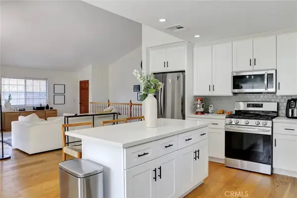 4265 Yosemite, Los Angeles, CA 90065