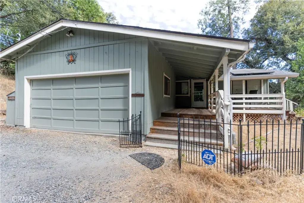 21871 Fallview, Sonora, CA 95370 - #1