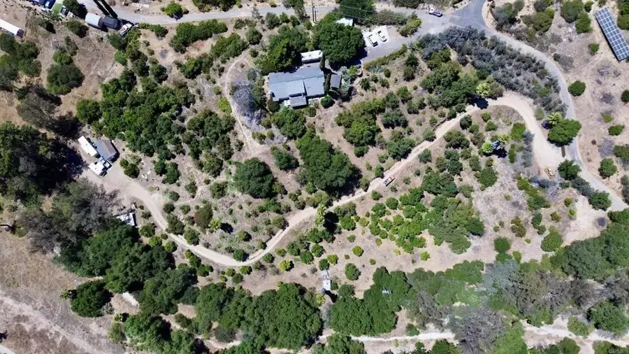 39182 Daily Road, Fallbrook, CA 92028 - Image #2