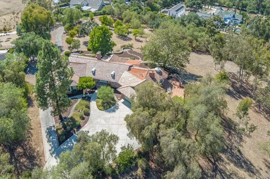 145 Yucca Road, Fallbrook, CA 92028 - Image #2