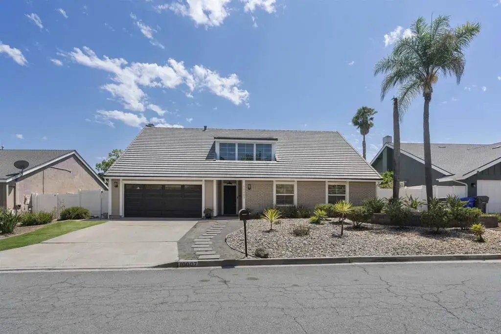 10007 Helix Mont Circle, La Mesa, CA 91941 - Image #1