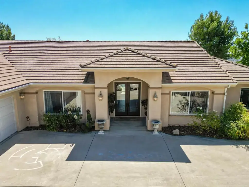 40487 Rock Mountain Drive, Fallbrook, CA 92028 - Image #1
