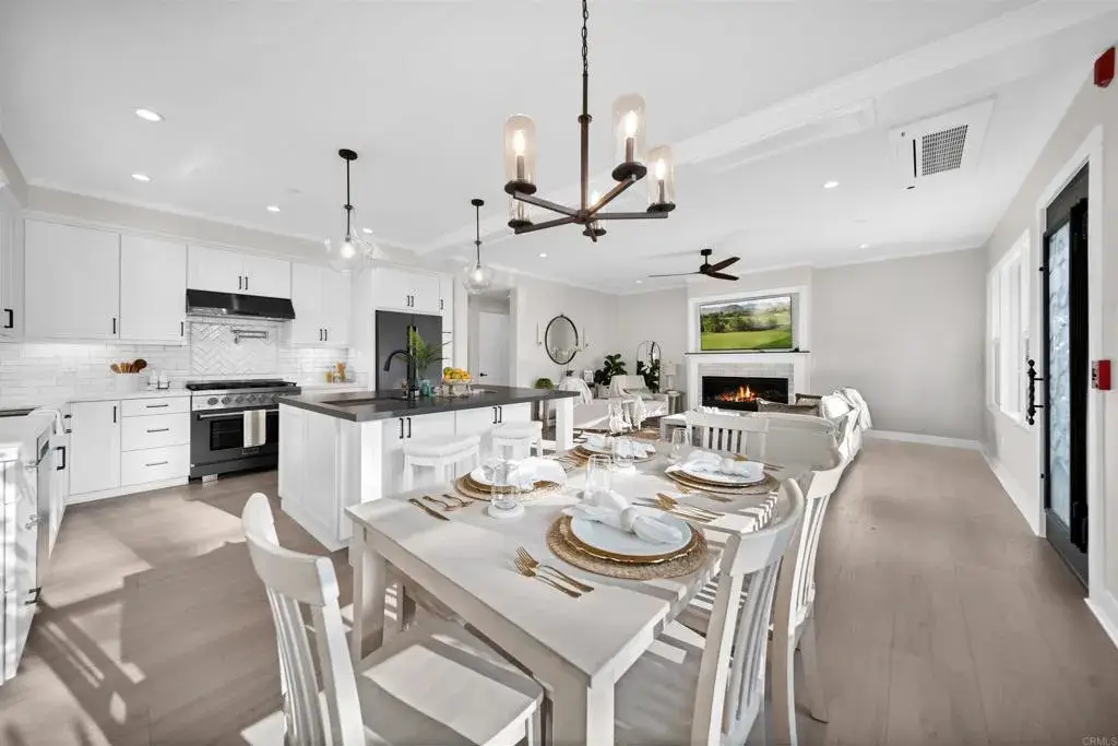 812 N Cleveland Street #1, Oceanside, CA 92054 - Image #1