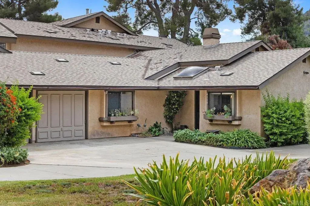 4119 Oak Island Lane, Fallbrook, CA 92028 - Image #1
