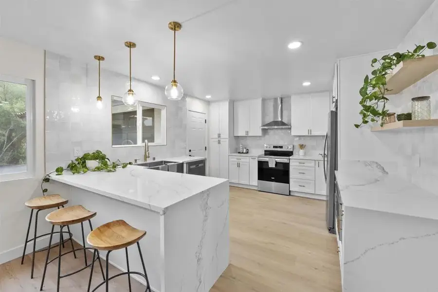 26230 N Lake Wohlford Road, Valley Center, CA 92082 - Image #2