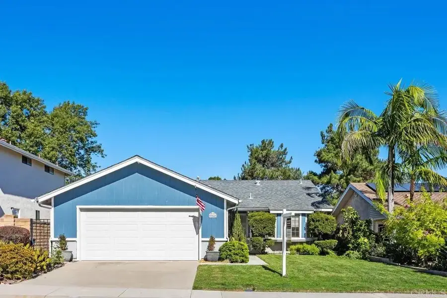 954 Sheffield Drive, Vista, CA 92081 - Image #2