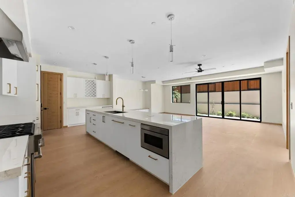 2670 Roosevelt Street, Carlsbad, CA 92008 - Image #1