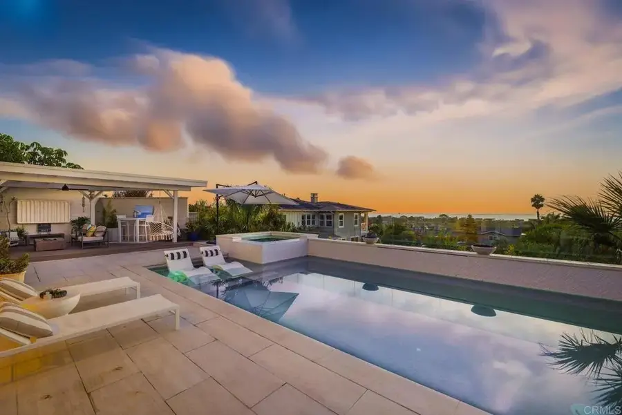 870 Hymettus Avenue, Encinitas, CA 92024 - Image #2