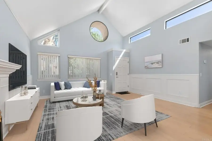 383 N Melrose Drive #F, Vista, CA 92083 - Image #3