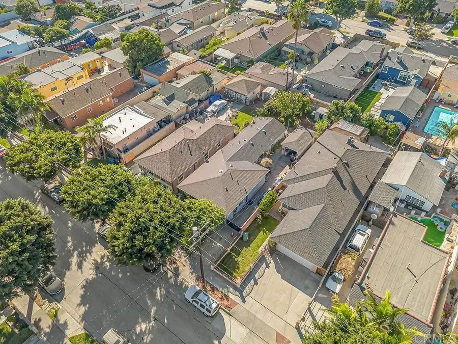 927 S Eucalyptus Ave, Inglewood, CA 90301 - Image #2