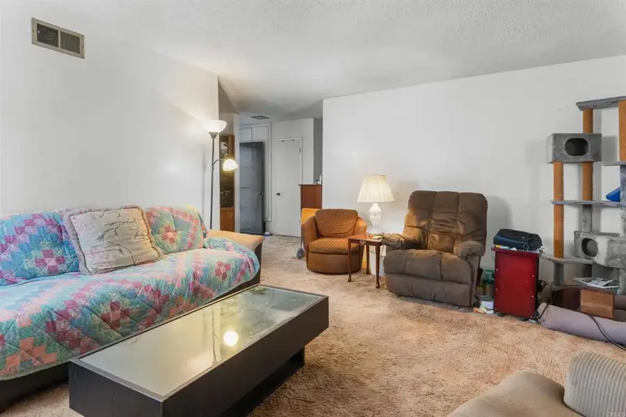 3231 Roberta Lane, Oceanside, CA 92054 - Image #2