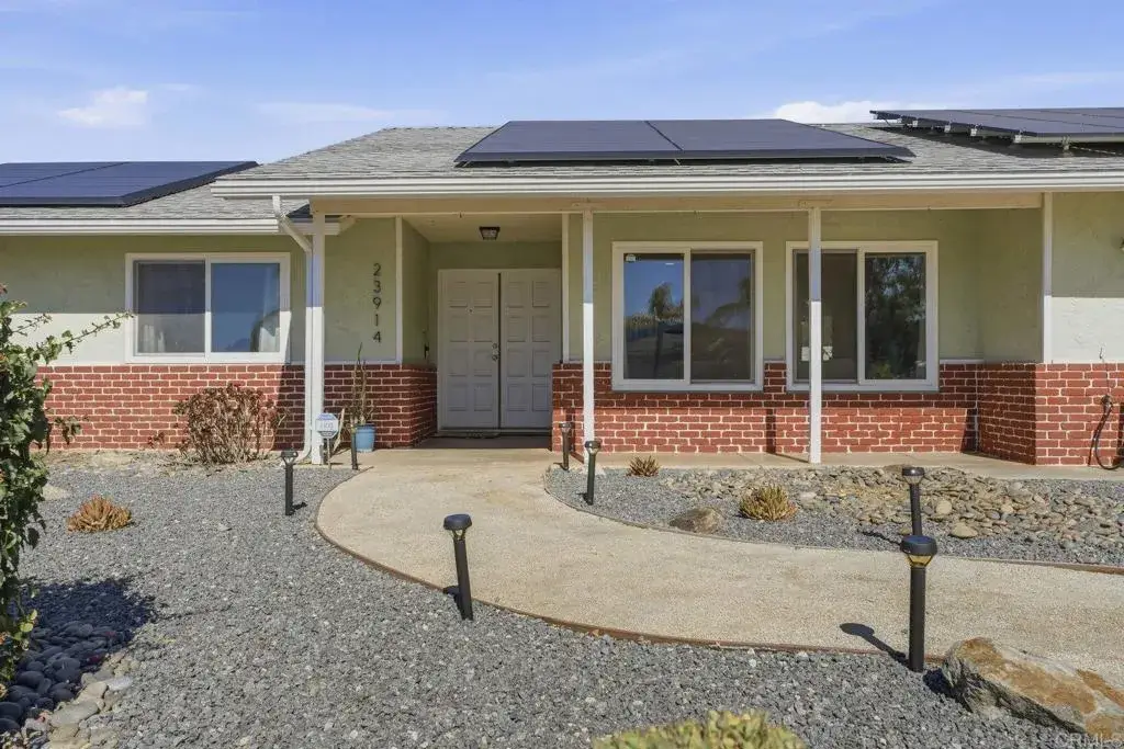 23914 Couna Way, Ramona, CA 92065 - Image #1