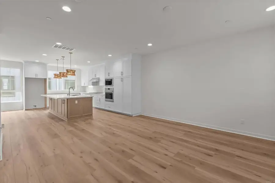 2572 Elderberry Lane, Carlsbad, CA 92008 - Image #3