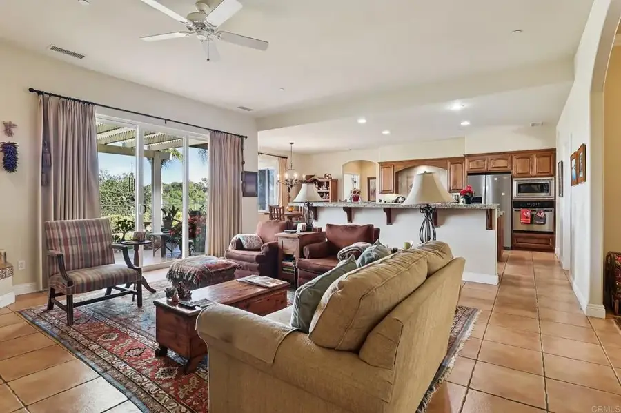5030 San Jacinto Circle W, Fallbrook, CA 92028 - Image #2