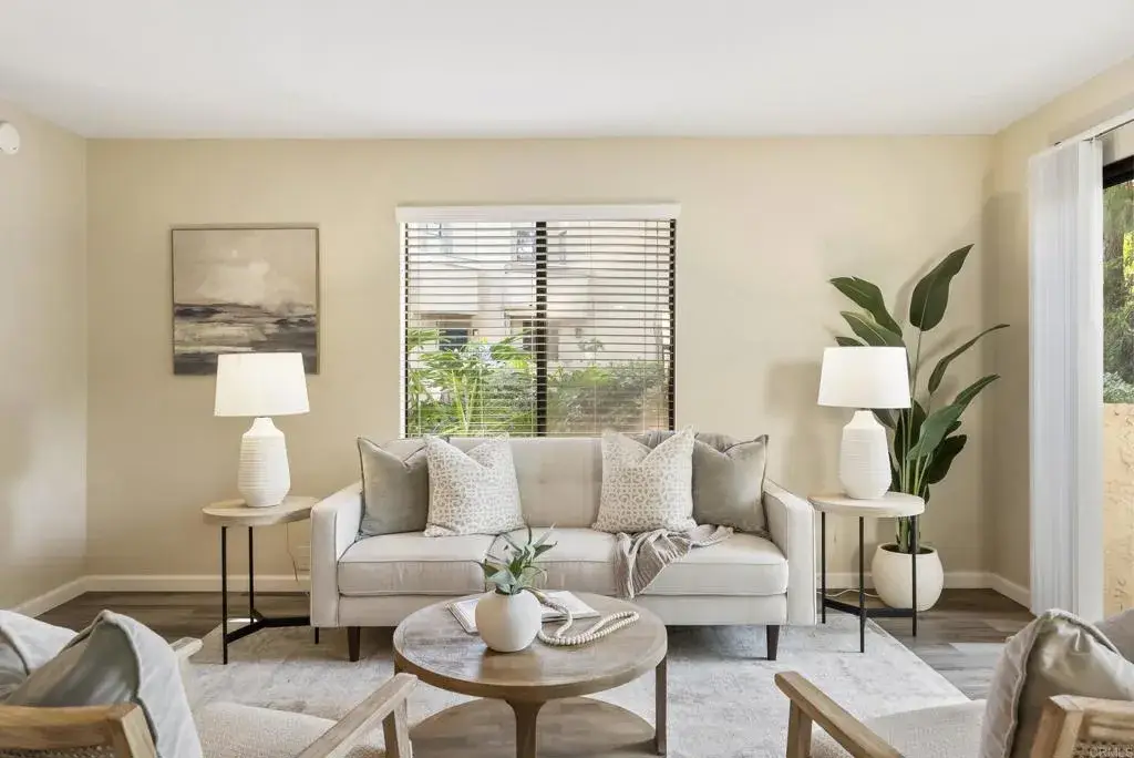 8441 Via Mallorca #76, La Jolla, CA 92037 - Image #1