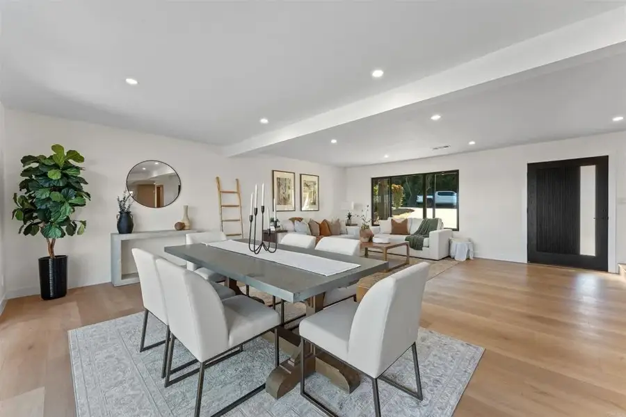 5777 Desert View Drive, La Jolla, CA 92037 - Image #2