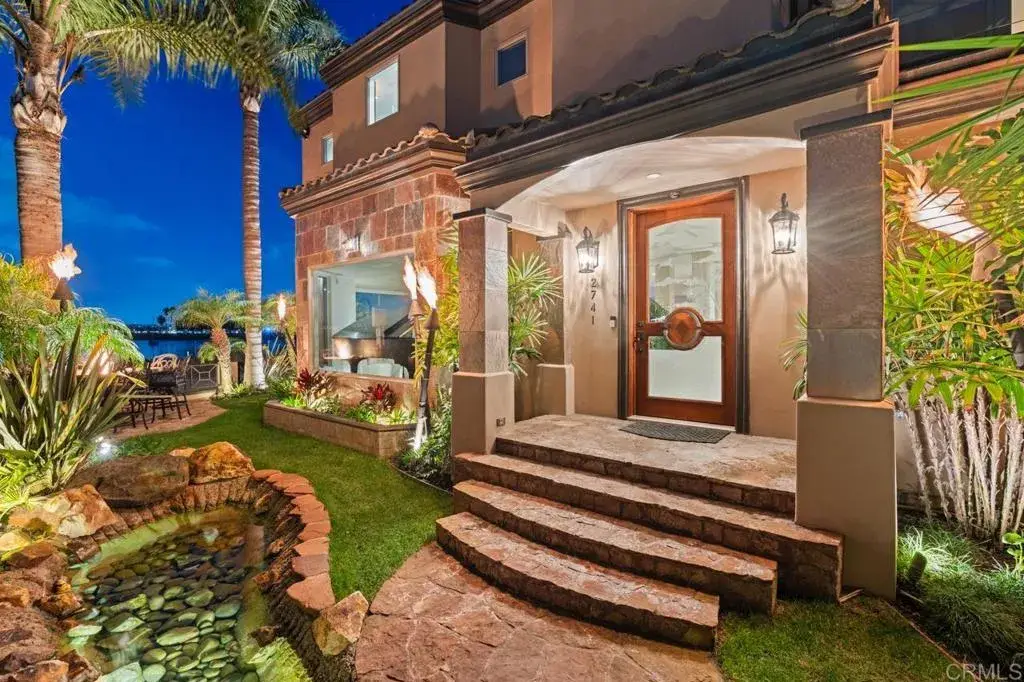 2741 Bayside Walk, San Diego, CA 92109 - Image #1