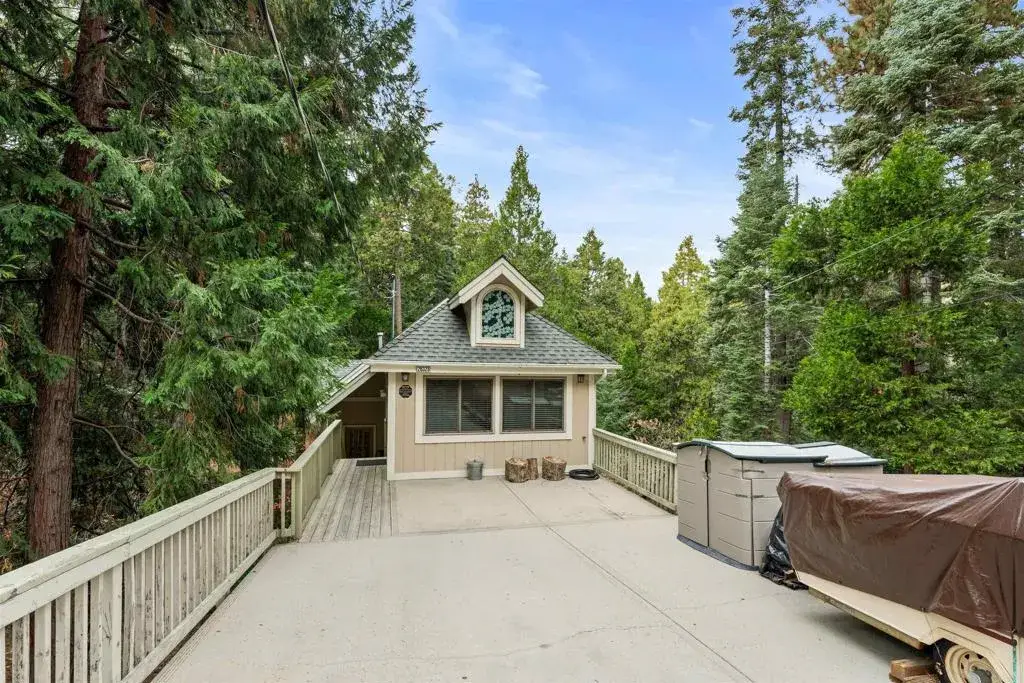 26328 Jacqueline Rd, Twin Peaks, CA 92391 - Image #1