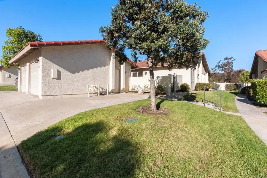 1926 Springdale Lane, Encinitas, CA 92024 - Image #2