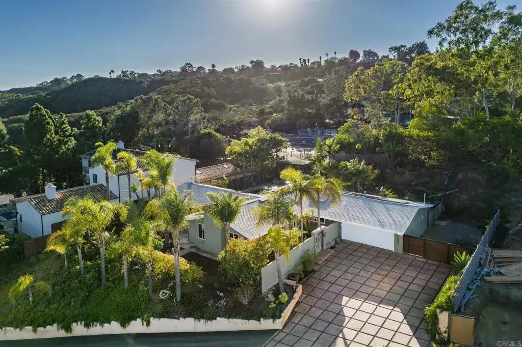 1386 Tennis Club Drive, Encinitas, CA 92024 - Image #1