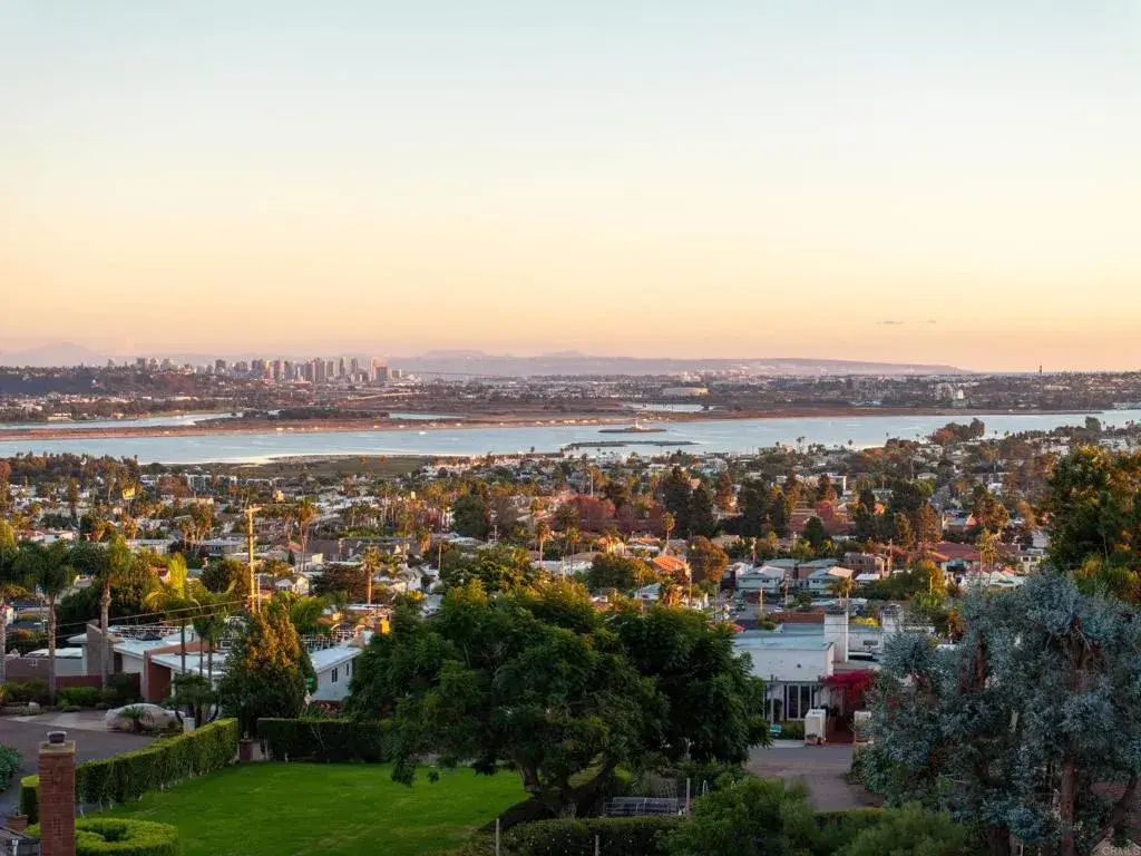 1645 Los Altos, San Diego, CA 92109 - Image #1