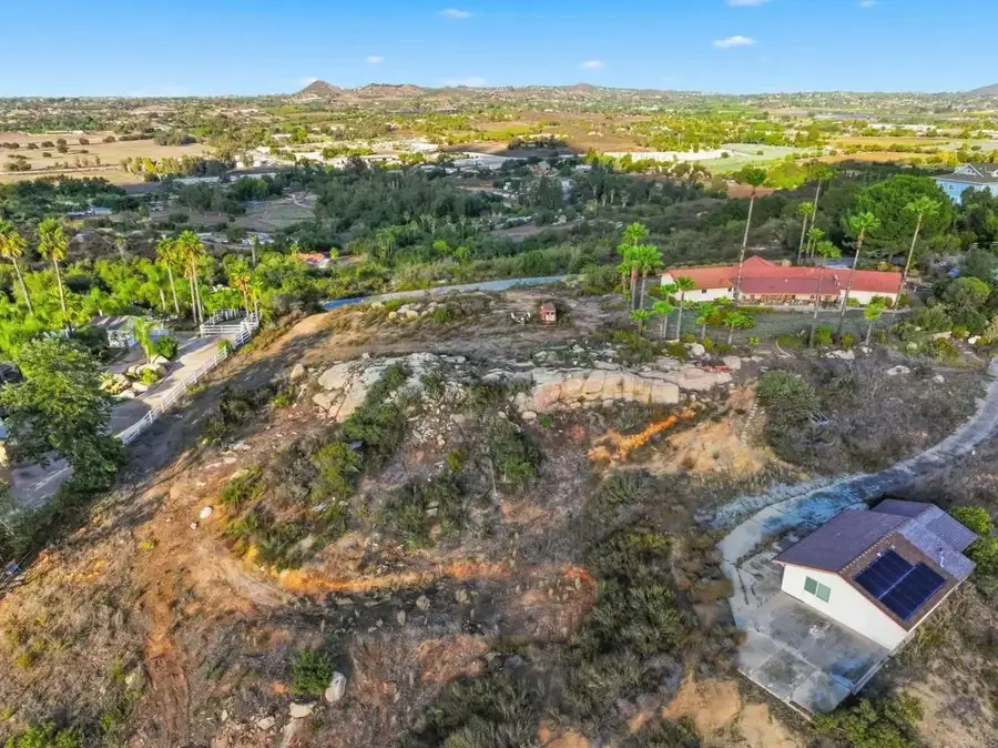 14027 Calle De Vista, Valley Center, CA 92082 - Image #2