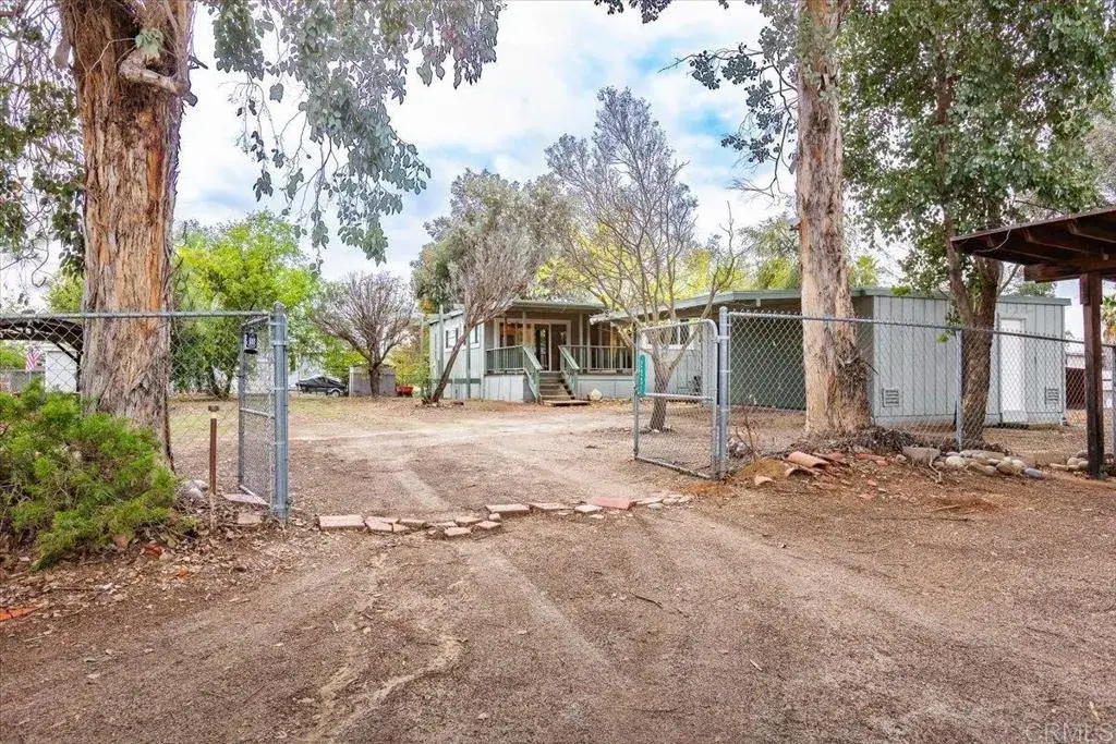 2231 San Diego Avenue, Ramona, CA 92065 - Image #1