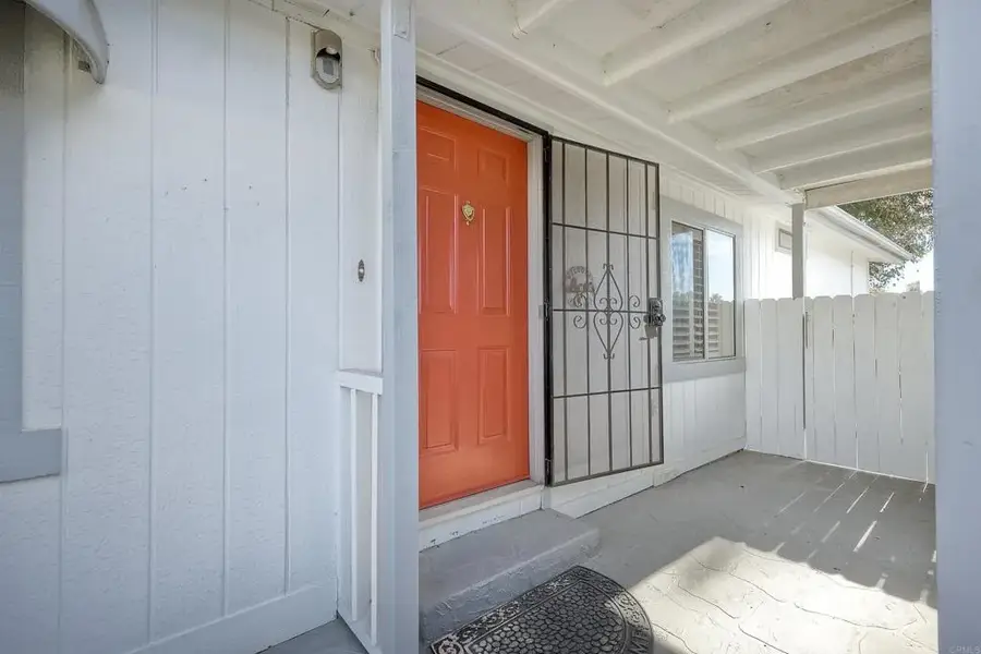 1146 Via Santa Paulo, Vista, CA 92081 - Image #2