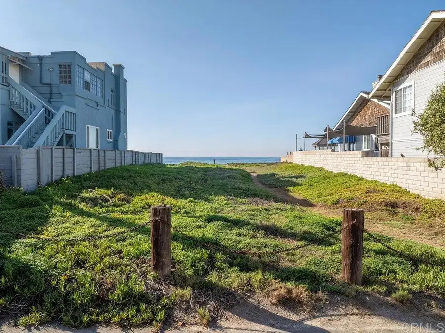 986 Ocean Lane, Imperial Beach, CA 91932 - Image #2