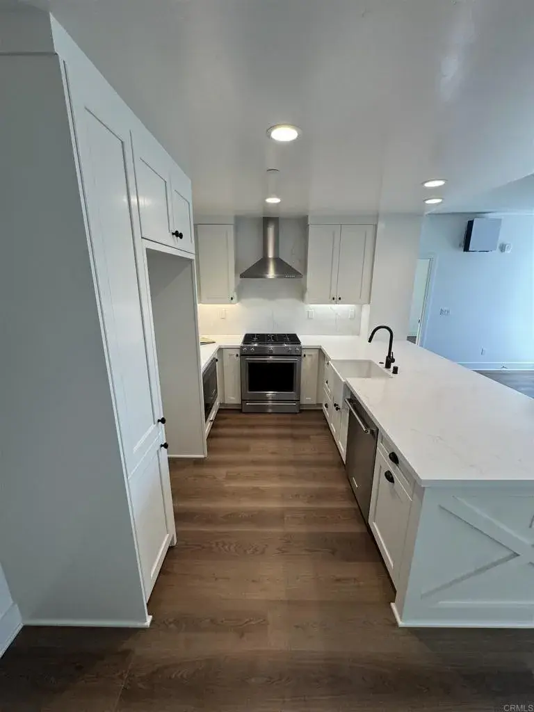 1105 Catania Court #201, Encinitas, CA 92024 - Image #1