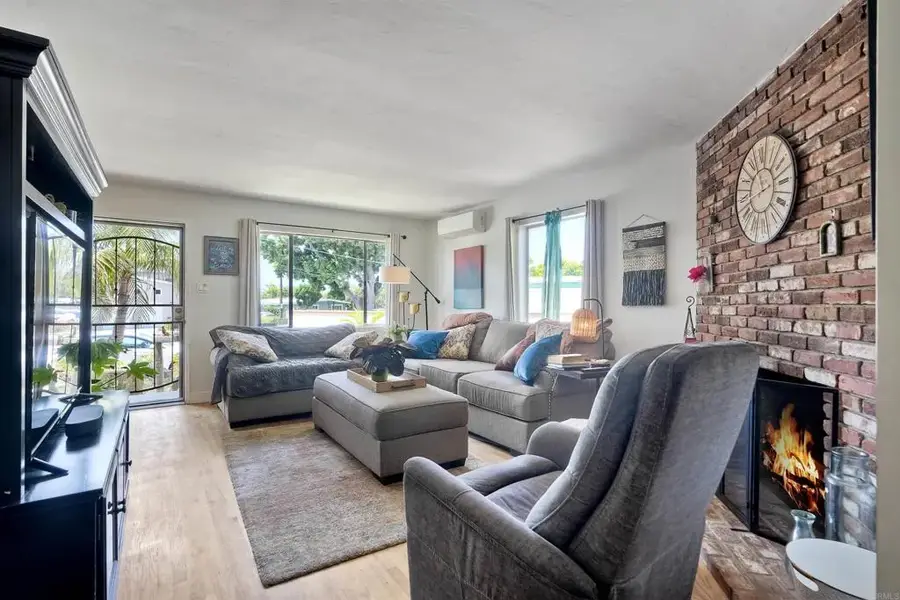 1080 Buena Place, Carlsbad, CA 92008 - Image #2