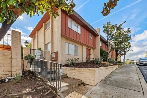 831 E 3rd Avenue #8, Escondido, CA 92025