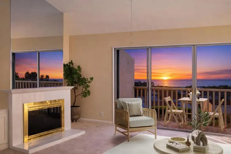 909 Caminito Madrigal #B, Carlsbad, CA 92011 - Image #2