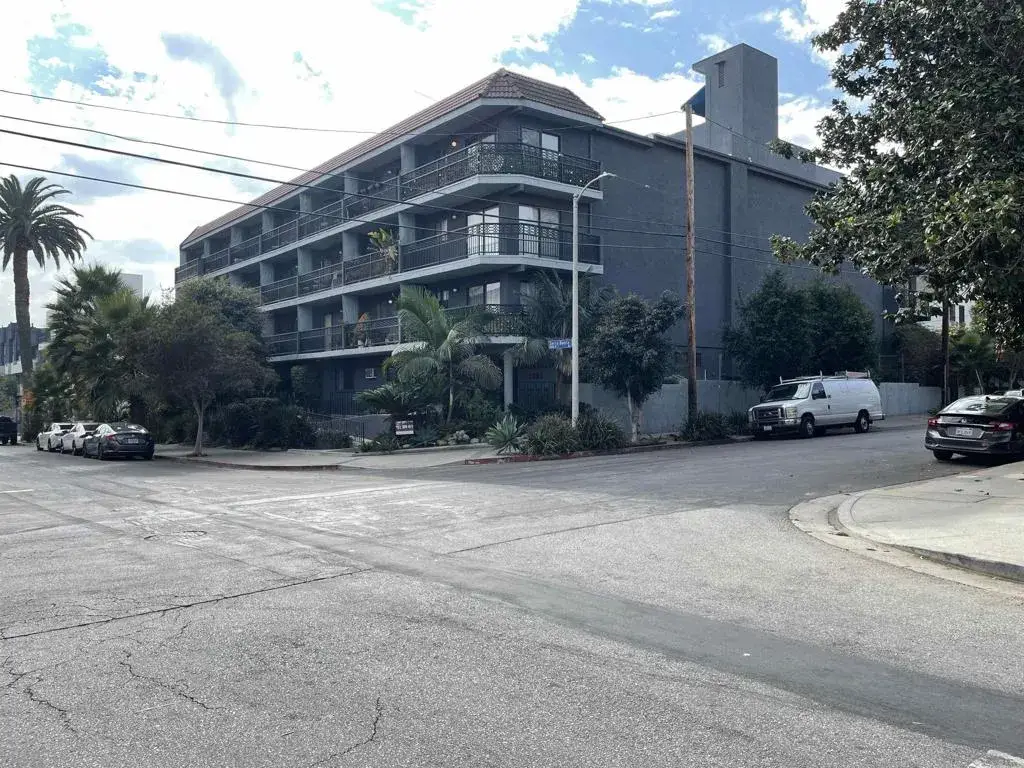 1355 N Sierra Bonita Avenue #204, West Hollywood, CA 90046 - Image #1