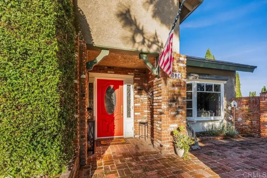 910 S Amherst Circle, Anaheim Hills, CA 92807 - Image #3